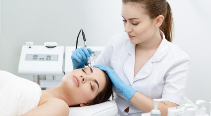 Fight unwanted effects of aging with Diamond Microdermabrasion